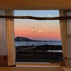 亚洲少妇三级片系列
